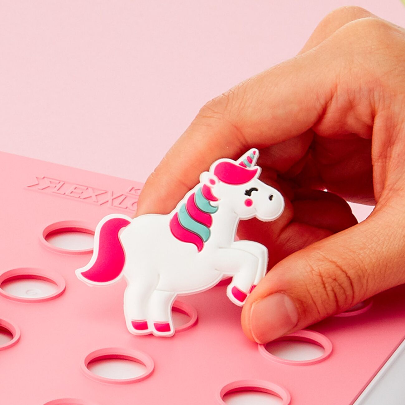 Flex & Lock FlexCharm Pin for Kids / Unicorn